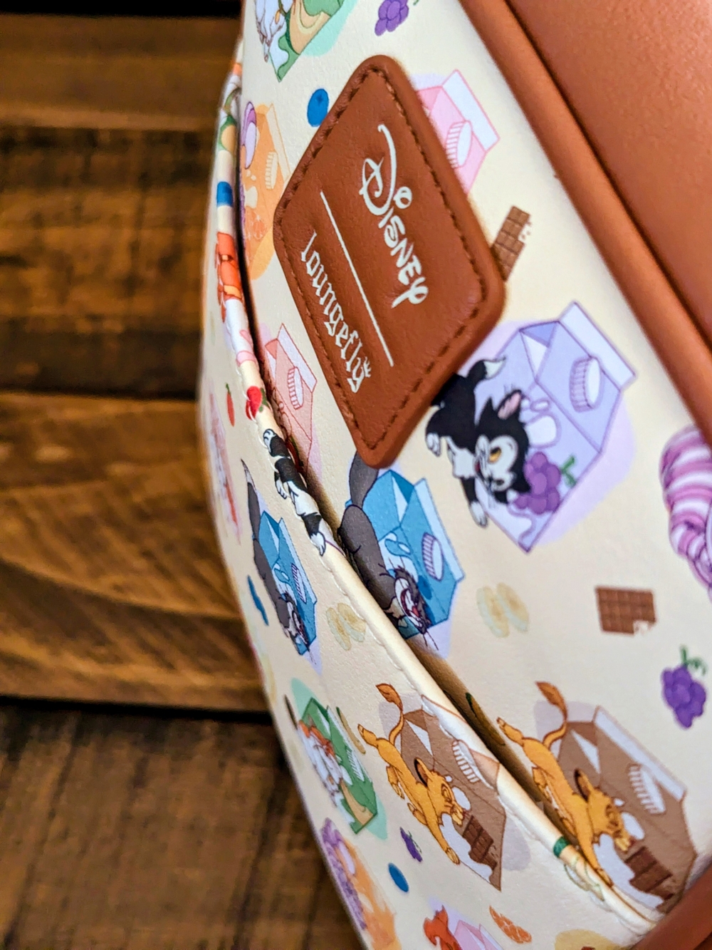Loungefly Disney Cats Milk Cartons Crossbody Bag BNWT - Picture 7 of 12